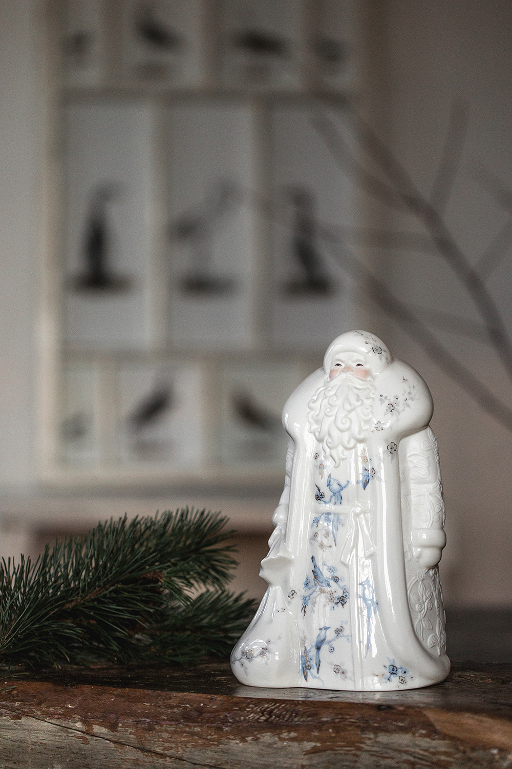 Скульптура фарфоровая Rupor "Дед Мороз" большой (Синие птицы)